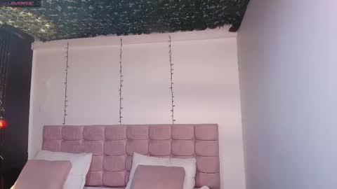 S A S H A R O S E online show from September 2025 11:53:02 AM