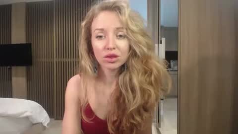 Snapshot of sashasweetsasha chatting on October 2025 08:00:02 AM Sasha online show from October 2025 08:00:02 AM