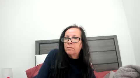 Snapshot of sassiestpeachgoddess chatting on November 2025 03:56:02 PM Sassiest Peach Goddess online show from November 2025 03:56:02 PM