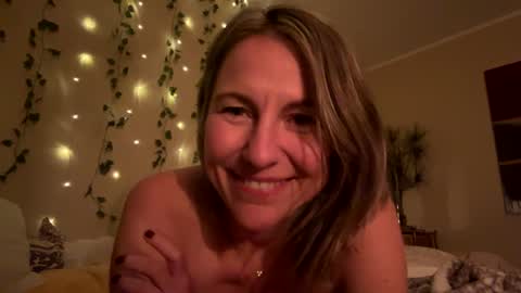 Sassyella online show from December 2024 08:06:02 AM