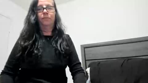 Snapshot of sassypeachgoddess chatting on November 2025 02:47:01 AM sassypeachgoddess online show from November 2025 02:47:01 AM