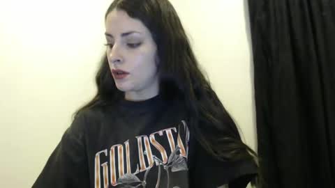 Nia online show from February 2025 01:03:02 AM