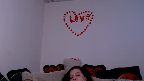 Snapshot of satisfymypussy chatting on March 2025 06:23:02 PM Alina online show from March 2025 06:23:02 PM