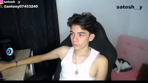 satosh_y online show from January 2025 09:29:01 PM
