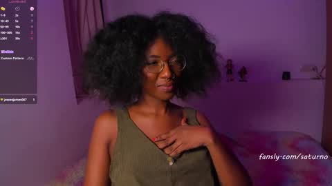 saturno_vibes online show from October 2025 08:50:02 AM