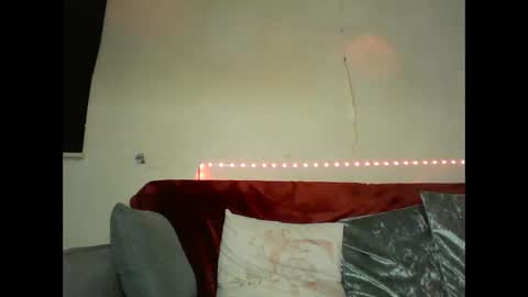 Shaniiice online show from December 2024 10:11:01 PM