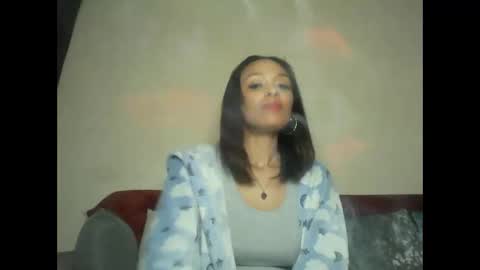 Shaniiice online show from September 2025 09:37:01 PM