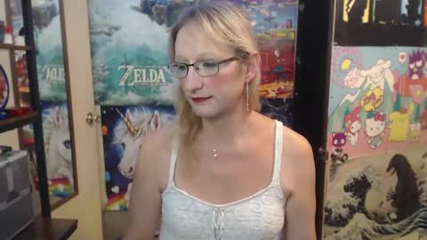 Savanah online show from September 2025 02:17:01 AM