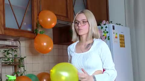 Snapshot of savannahshor chatting on October 2025 08:29:01 PM savannahshor online show from October 2025 08:29:01 PM