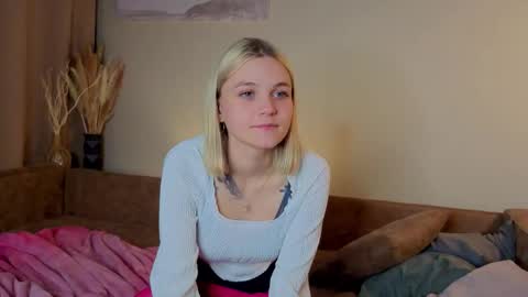 Snapshot of savannahshor chatting on October 2025 07:24:02 PM savannahshor online show from October 2025 07:24:02 PM