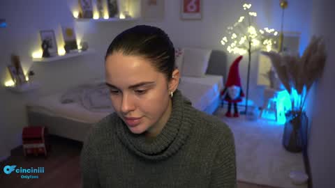 Naomi online show from December 2024 07:43:01 PM