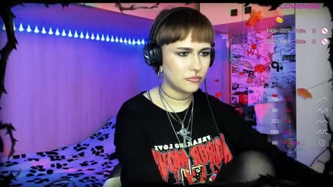 Snapshot of say_mary chatting on December 2024 10:41:01 AM pronoun she. name Mary. age 21. online show from December 2024 10:41:01 AM