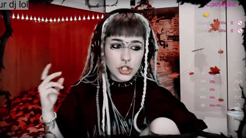 Snapshot of say_mary chatting on December 2024 05:22:01 PM pronoun she. name Mary. age 21. online show from December 2024 05:22:01 PM