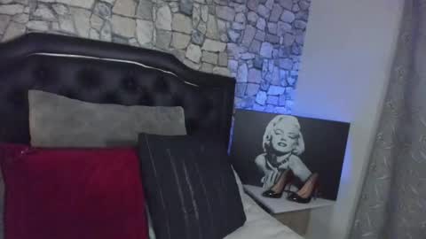 Snapshot of scarlat_diamond chatting on October 2025 05:52:01 AM Scarlat Diamond online show from October 2025 05:52:01 AM