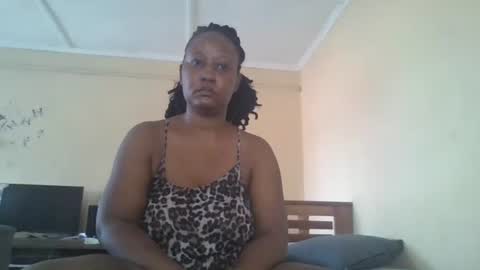 Snapshot of scarlet_25142359 chatting on October 2025 06:05:01 AM scarlet_25142359 online show from October 2025 06:05:01 AM