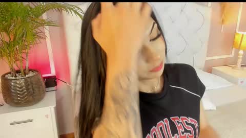 scarlet hill online show from February 2025 02:09:02 AM