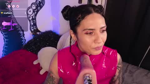 Snapshot of scarlet__perverted chatting on November 2025 07:25:01 AM Explicit Content online show from November 2025 07:25:01 AM