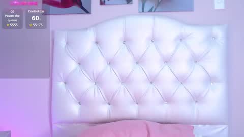 Andrea online show from February 2025 03:18:02 PM