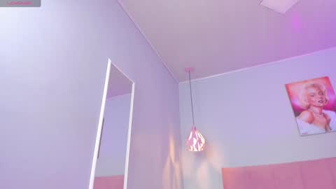 Scarlet  online show from January 2025 11:02:01 PM