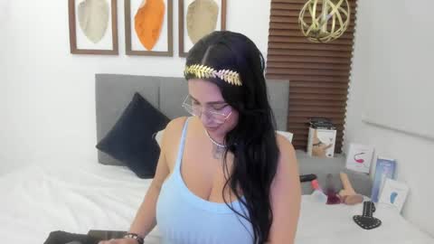 Snapshot of scarleth_swann chatting on February 2025 02:22:02 AM scarleth online show from February 2025 02:22:02 AM