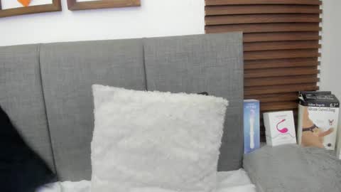 Snapshot of scarleth_swann chatting on February 2025 09:05:02 AM scarleth online show from February 2025 09:05:02 AM