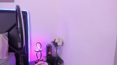 ScarletKent online show from October 2025 03:57:02 PM