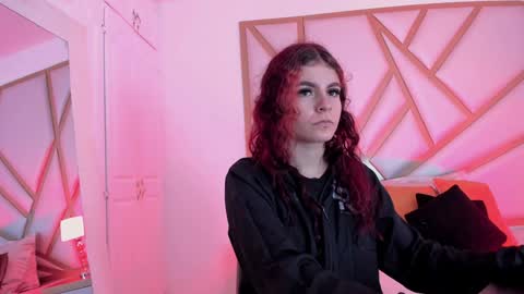 Scarlet online show from January 2025 11:43:02 AM