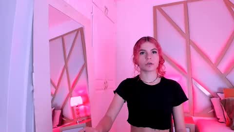 Scarlet online show from February 2025 12:22:02 PM