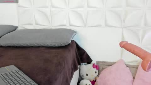 Snapshot of scarlett21__ chatting on September 2025 03:33:02 AM Scarlett online show from September 2025 03:33:02 AM