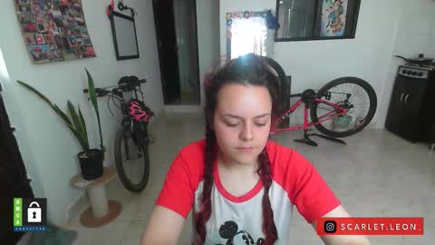 Snapshot of scarlett77_ chatting on October 2025 03:42:01 PM Scarletland welcome online show from October 2025 03:42:01 PM