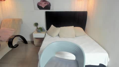 Scarlett online show from January 2025 12:10:01 PM