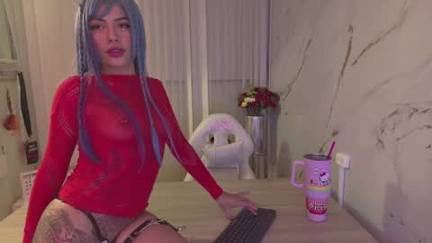 Snapshot of scarlett_collins01 chatting on December 2024 12:52:01 AM Scarlett Collins online show from December 2024 12:52:01 AM