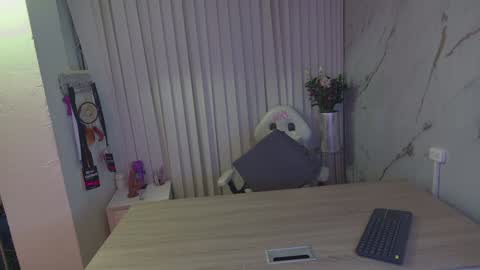 Snapshot of scarlett_collins01 chatting on February 2025 04:03:01 AM Scarlett Collins online show from February 2025 04:03:01 AM