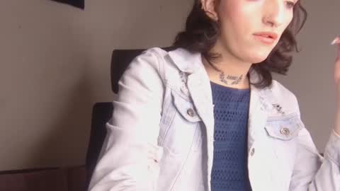 Snapshot of scarlett_crastrawberry chatting on December 2025 08:46:01 PM scarlet online show from December 2025 08:46:01 PM