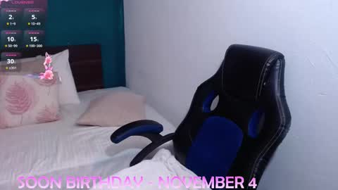 Snapshot of scarlett_duboi1 chatting on October 2025 11:17:02 PM Scarlett online show from October 2025 11:17:02 PM