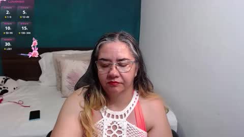 Snapshot of scarlett_duboi1 chatting on November 2025 03:06:02 AM Scarlett online show from November 2025 03:06:02 AM