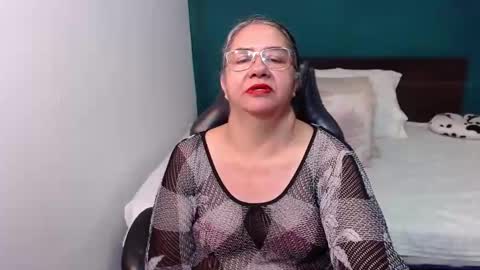 Snapshot of scarlett_duboi1 chatting on November 2025 01:27:01 AM Scarlett online show from November 2025 01:27:01 AM