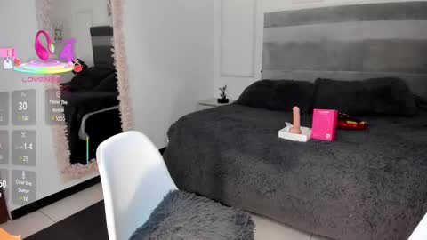  Scarlett  online show from February 2025 08:17:02 AM