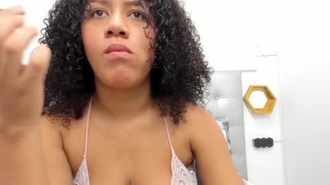 Snapshot of scarlett_fox20 chatting on January 2025 02:56:02 PM scarlett_fox20 online show from January 2025 02:56:02 PM