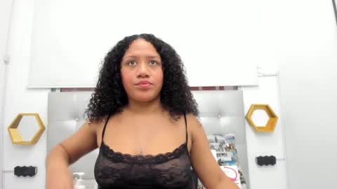 Snapshot of scarlett_fox20 chatting on January 2025 11:25:01 AM scarlett_fox20 online show from January 2025 11:25:01 AM