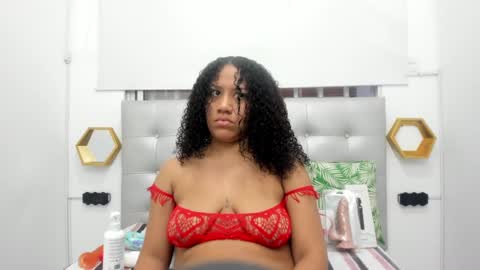 Snapshot of scarlett_fox20 chatting on February 2025 11:25:01 AM scarlett_fox20 online show from February 2025 11:25:01 AM
