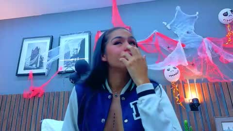 scarlett johansons online show from November 2025 08:53:02 PM