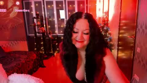 Scarlett online show from December 2024 05:40:01 PM