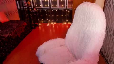 Scarlett online show from January 2025 06:28:01 PM