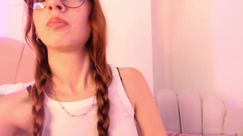 Snapshot of scarlett_smith_3 chatting on October 2025 03:18:01 AM scarlett smith 3 online show from October 2025 03:18:01 AM