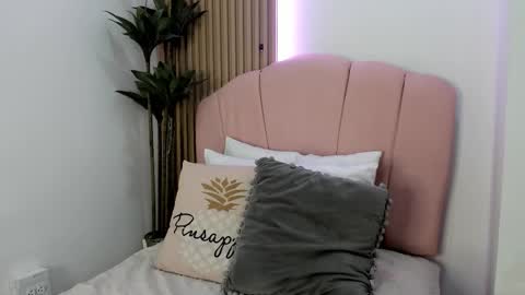 Snapshot of scarlett_smith_3 chatting on October 2025 03:18:02 AM scarlett smith 3 online show from October 2025 03:18:02 AM