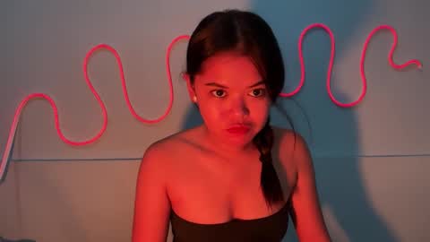 Scarlett online show from September 2025 04:43:01 PM