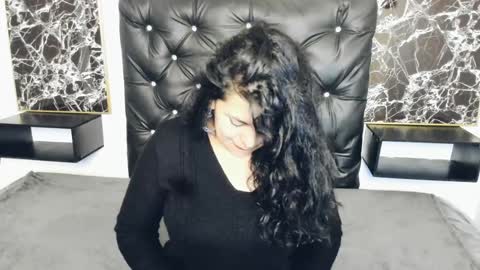 Scarlett online show from January 2025 03:01:02 PM