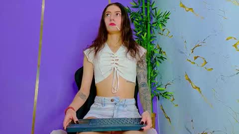 Scarlet online show from September 2025 12:45:02 AM