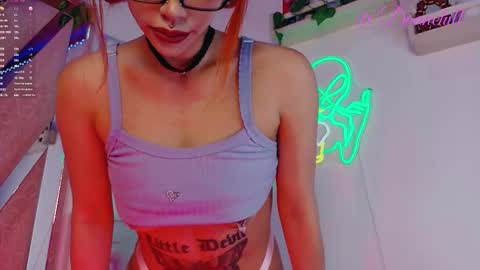 Snapshot of scarlettrusso1 chatting on October 2025 12:13:02 PM Scarlett online show from October 2025 12:13:02 PM